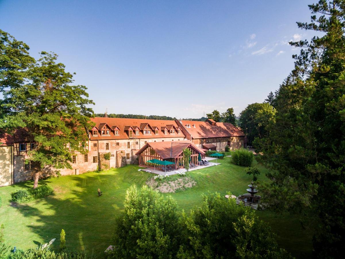 Schlosshotel Weyberhoefe Hösbach Екстериор снимка